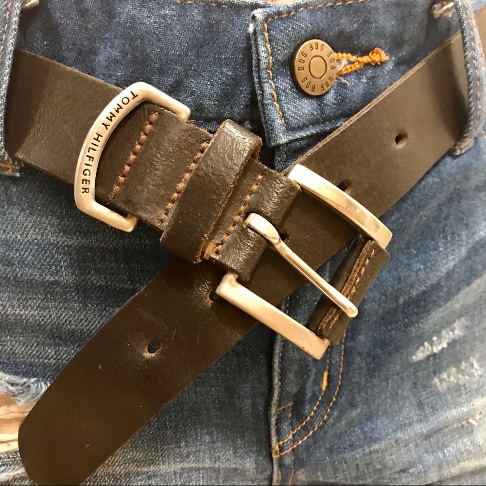 PRIVATELY SOLD!!! Tommy Hilfiger brown and white m - Picture 1 of 8